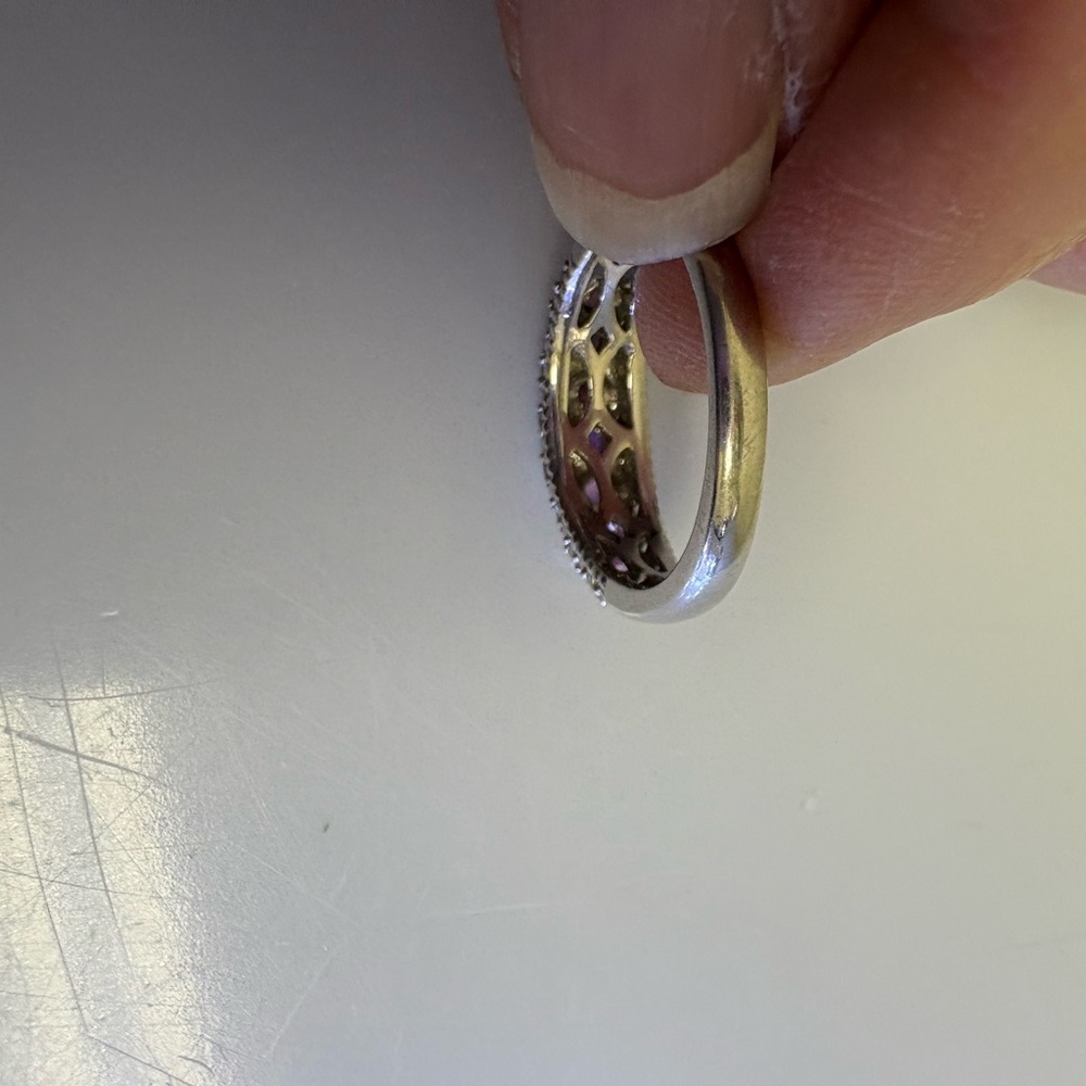 Elegant Pink Sapphire Gemstone Band Silver Ring - Picture 7 of 11